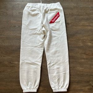 Supreme SS18 Corner Logo White Sweats L/XL
